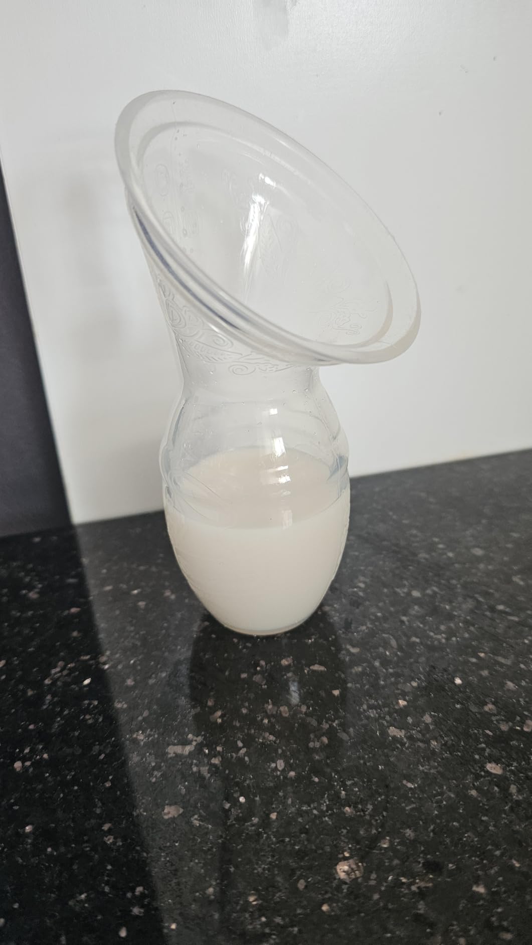 haakaa Manual Breast Pump for Breastfeeding 4oz/100ml customer photo 1