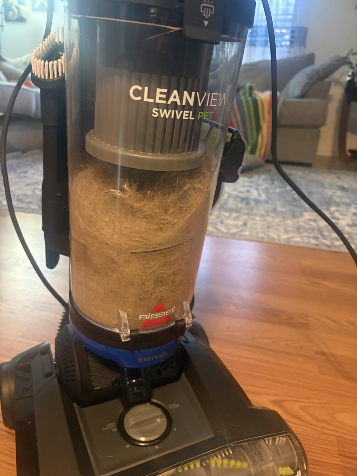 Bissell CleanView Swivel Pet Upright Vacuum, Swivel Steering for Maneuverability, Triple Action Brush Roll for Pet Hair, Large Capacity Dirt Tank & Scatter-Free Tech, 2252 customer photo 2
