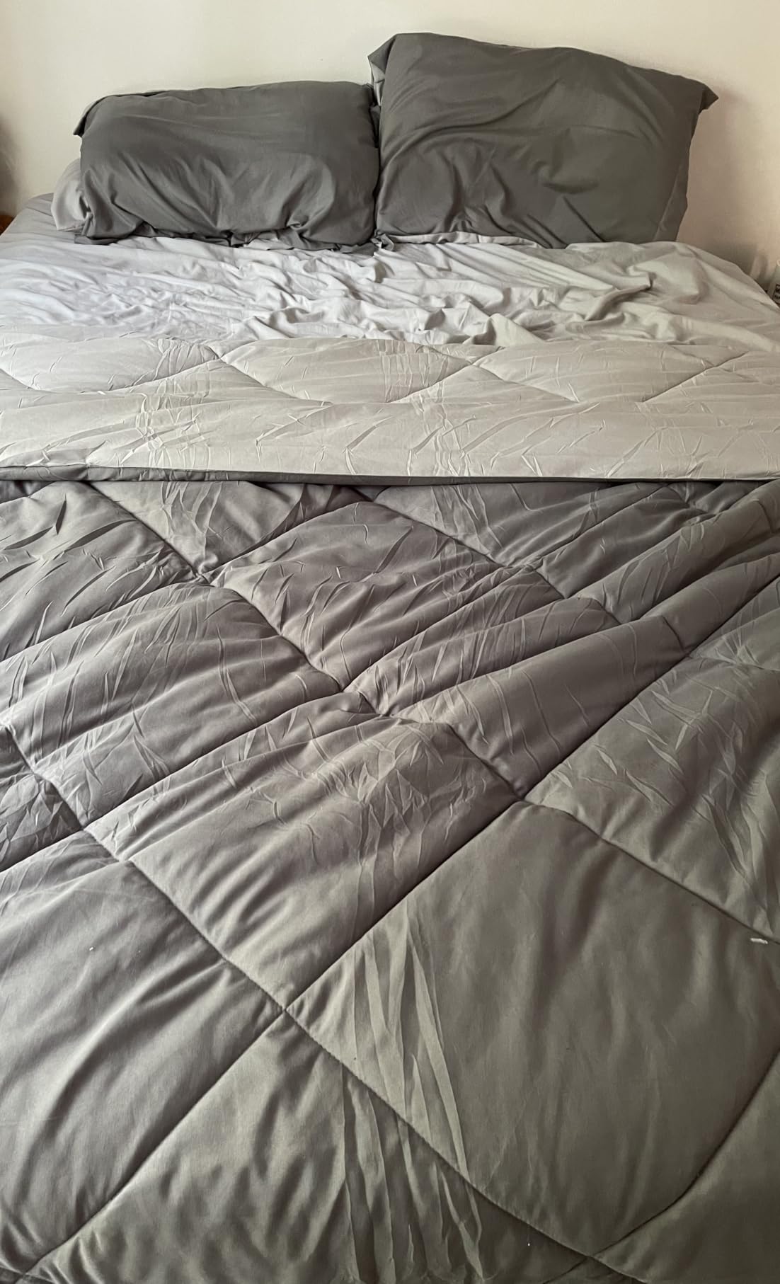 Bedsure Twin XL Comforter Set Reversible Bed Set 5 Pcs Grey/Light Grey customer photo 1