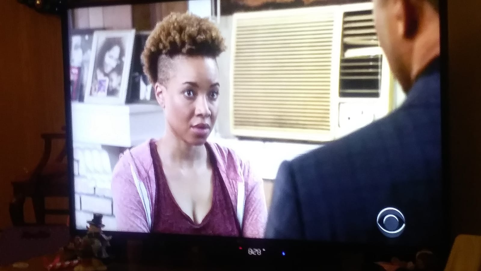 LG UN73 Series 50” Alexa Built-in, 4K UHD IPS Smart TV, Bluetooth Surround Ready, Apple Airplay 2, webOS with Magic Remote (50UN7300PUF, 2020) customer photo 2