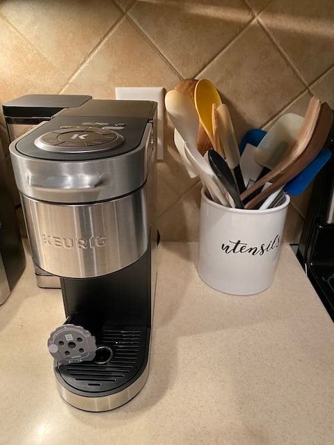 Keurig K-Supreme Plus Single Serve K-Cup Pod Coffee Maker, MultiStream Technology, Customizable Strength and Temperature Settings, Programmable, 78oz Removable Reservoir, Stainless Steel customer photo 1