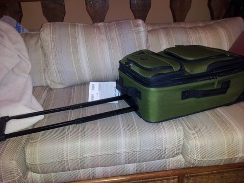 U.S. Traveler Rio Lightweight Softside Rolling Carry-on Suitcase, 2-Wheel Set, Teal customer photo 2