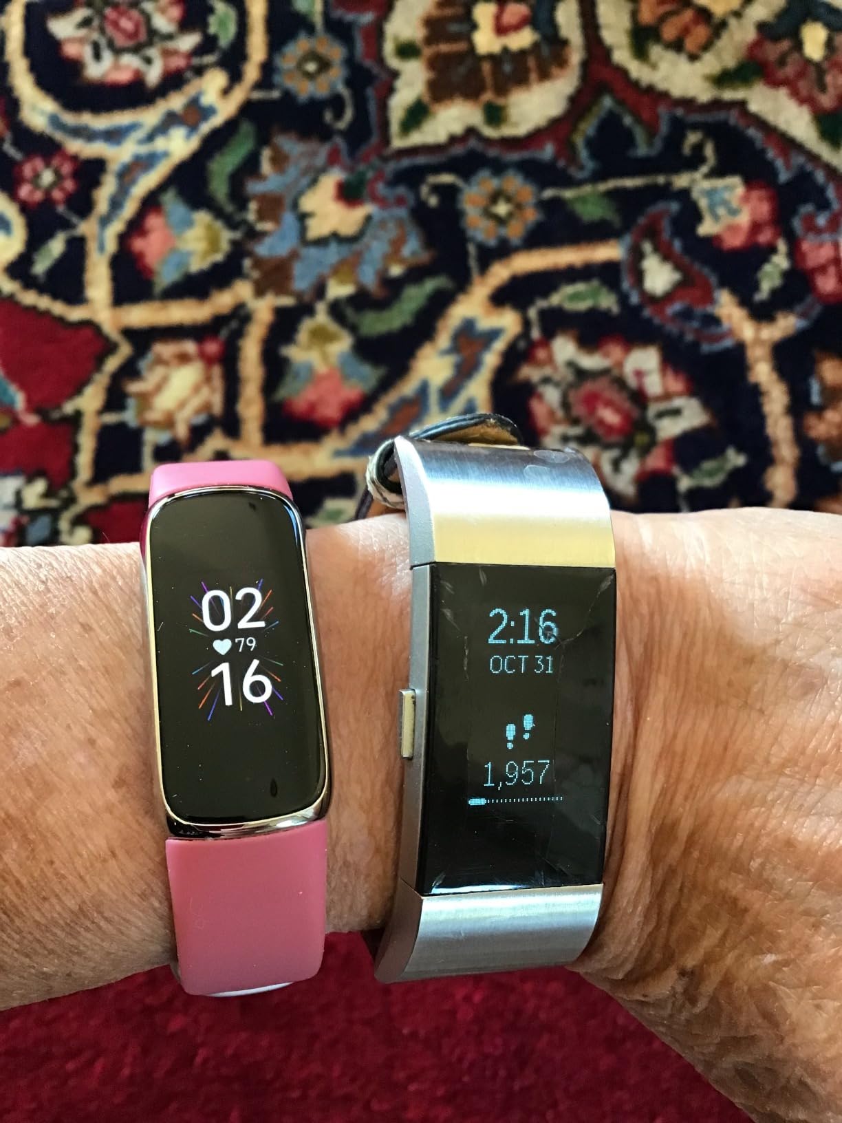 Fitbit Luxe Special Edition Fitness and Wellness Tracker, Gorjana Soft Gold Stainless Steel Parker Link Bracelet, One Size (S & L Peony Classic Bands Included) customer photo 2