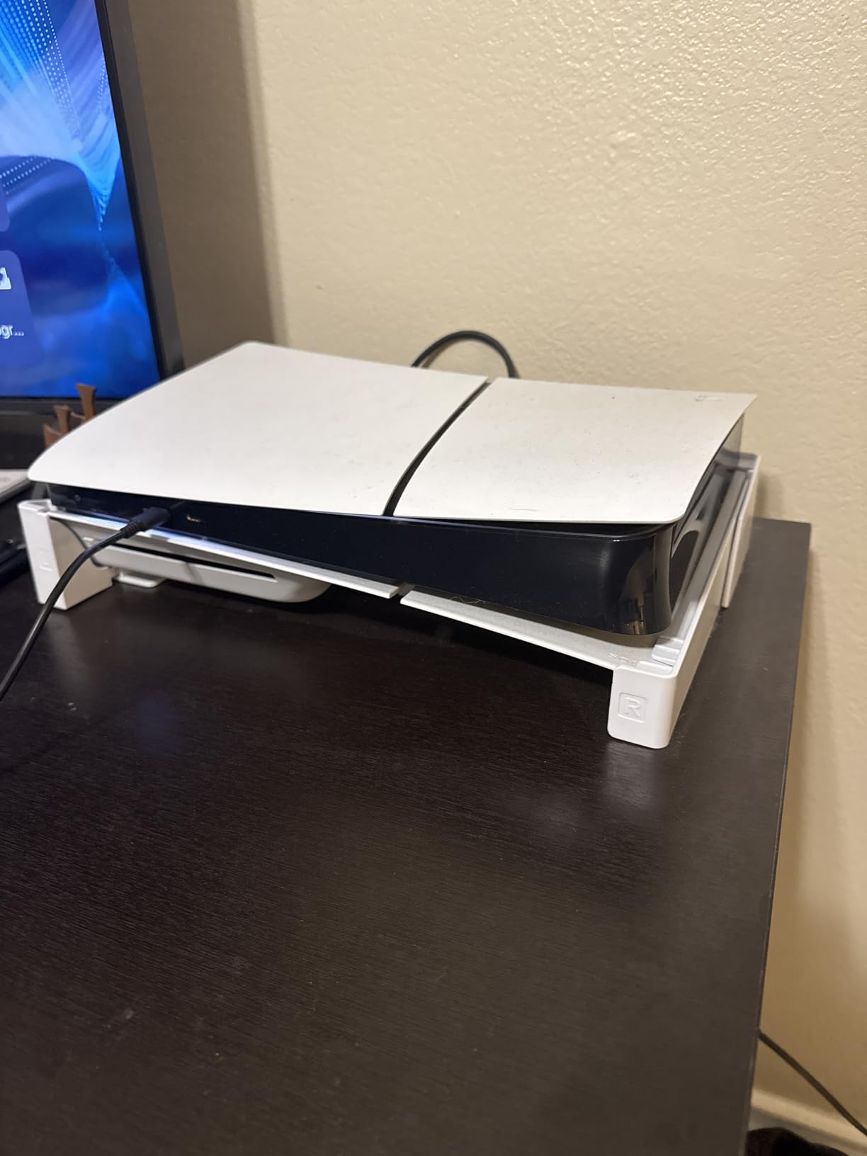 OIVO PS5/Slim/Pro Horizontal Stand for Disc & Digital Console, Stable PS5 Accessories Base Stand with Upgraded Support Rods on Bottom & Scalable Design for PlayStation 3 Skins customer photo 1