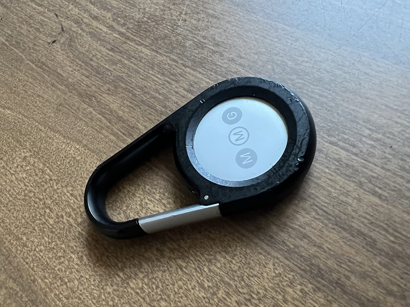 Belkin Apple AirTag Secure Holder with Carabiner - Durable Scratch Resistant Case With Open Face & Raised Edges - Protective AirTag Keychain Accessory For Keys, Pets, Luggage & More - Black customer photo 1