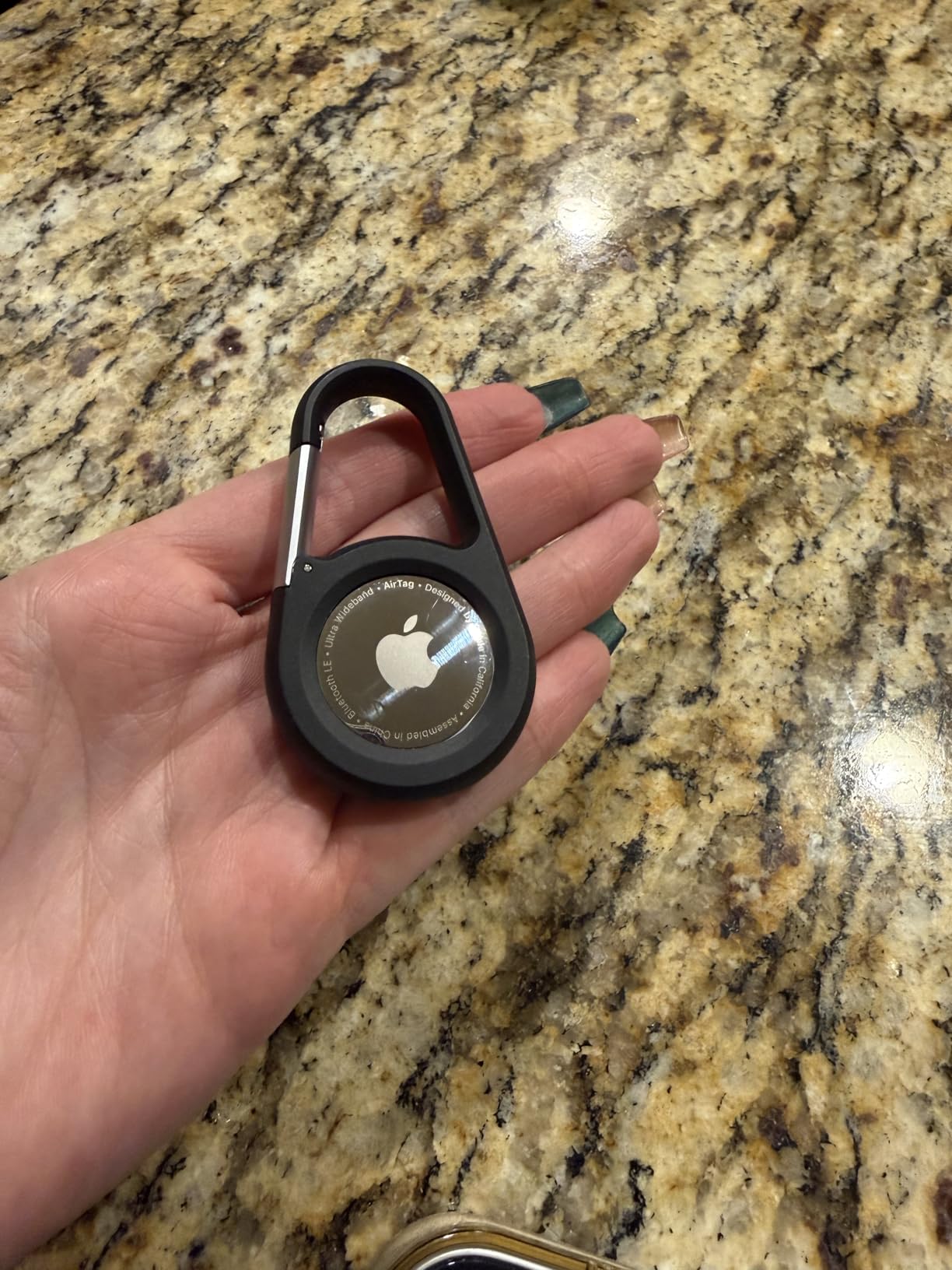 Belkin Apple AirTag Secure Holder with Carabiner - Durable Scratch Resistant Case With Open Face & Raised Edges - Protective AirTag Keychain Accessory For Keys, Pets, Luggage & More - Black customer photo 2