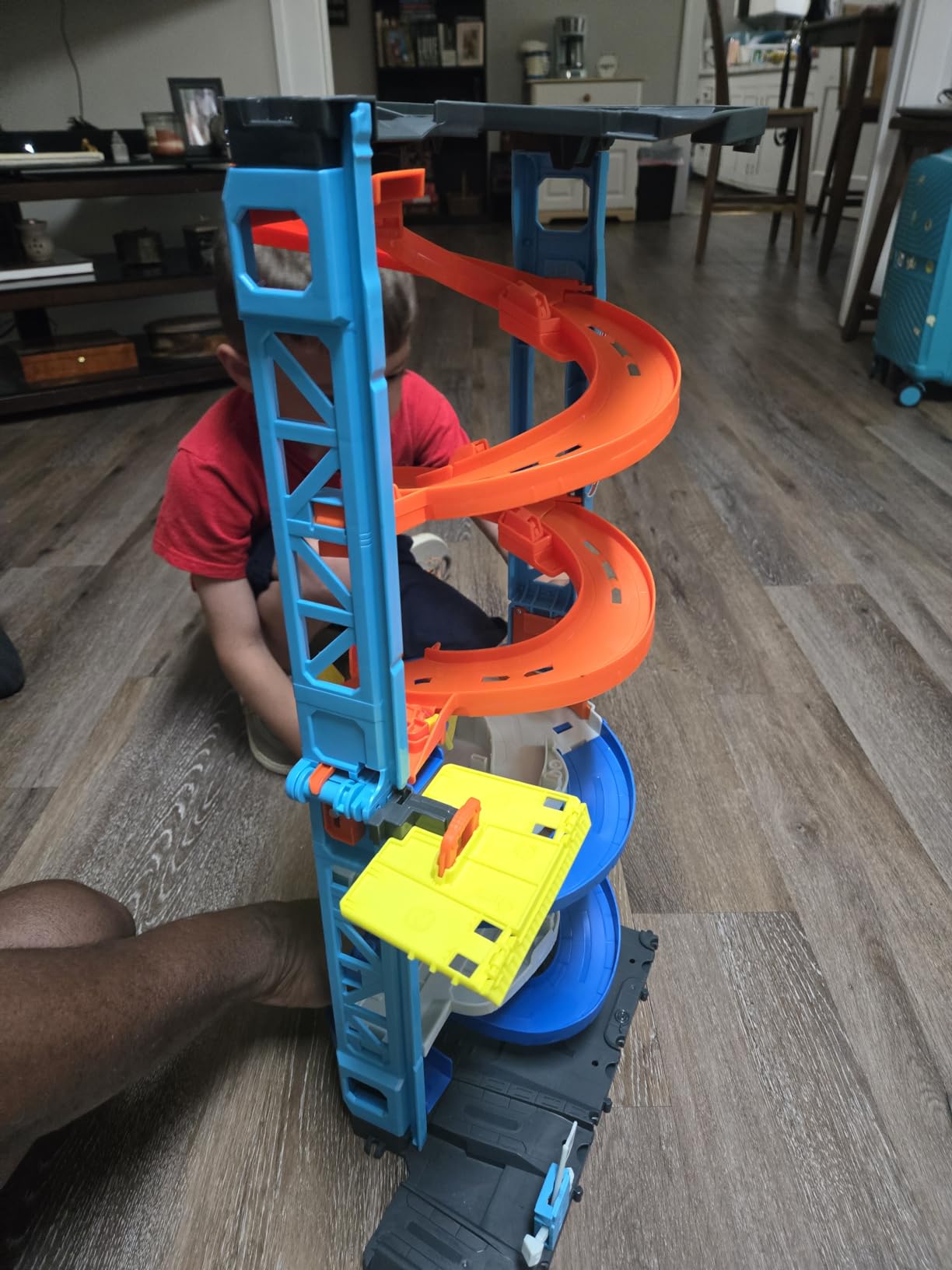 Hot Wheels City Transforming Race Tower & 1 Toy Car customer photo 2