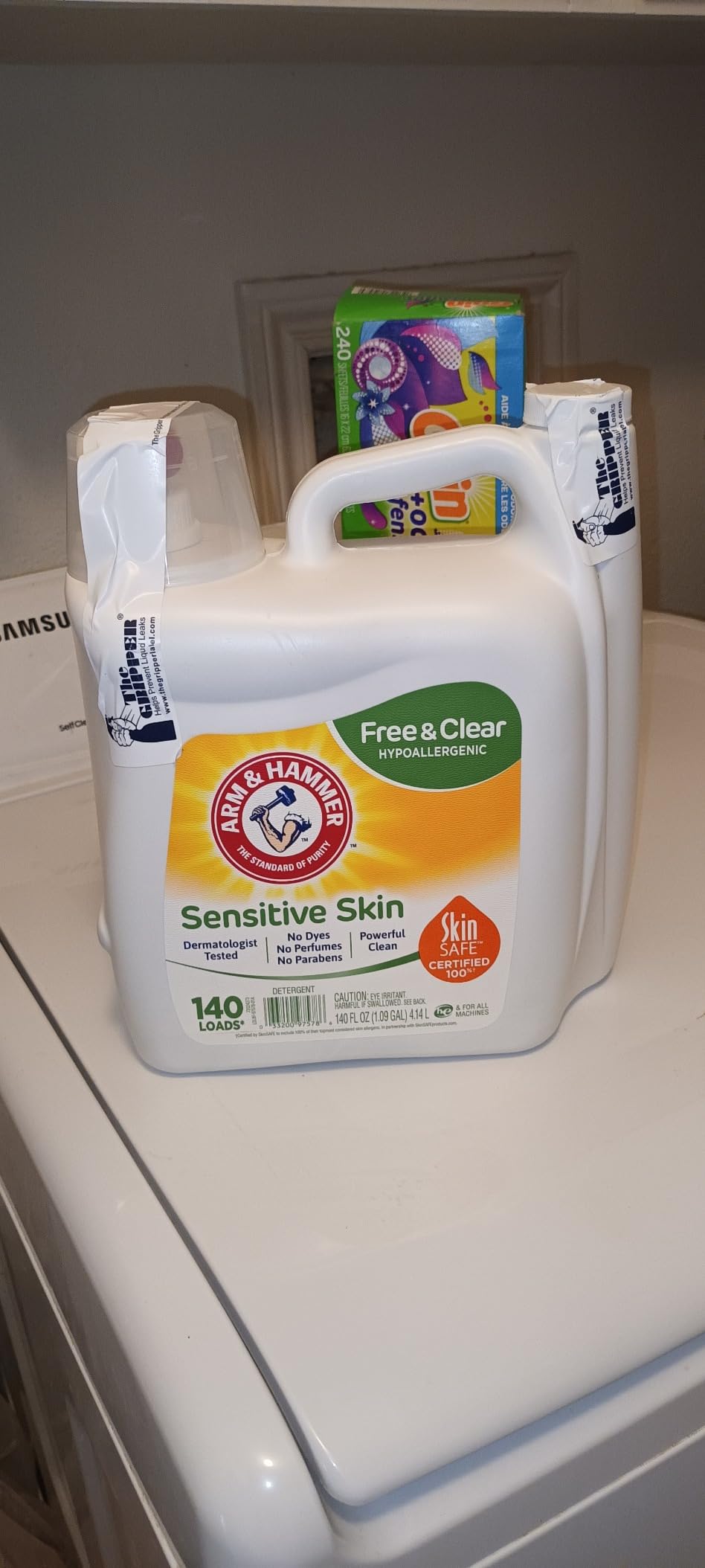ARM & HAMMER Sensitive Skin Free & Clear Liquid Laundry Detergent customer photo 1