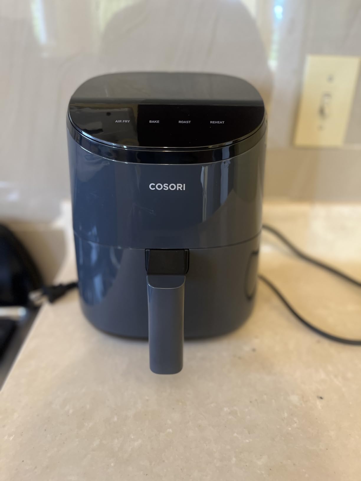 Cosori Lite 2.1 Qt Small Air Fryer, Ceramic Coating, 4-in-1, 97% less oil customer photo 1