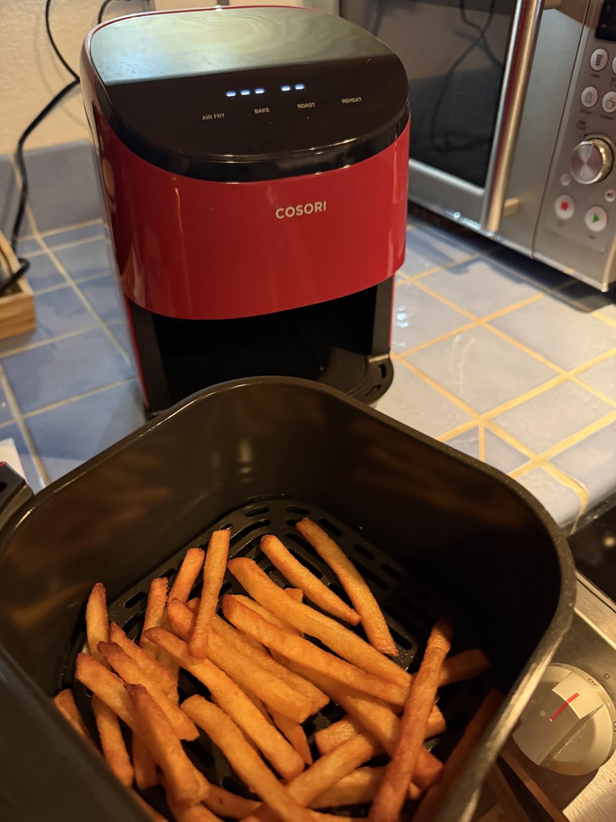 Cosori Lite 2.1 Qt Small Air Fryer, Ceramic Coating, 4-in-1, 97% less oil customer photo 2