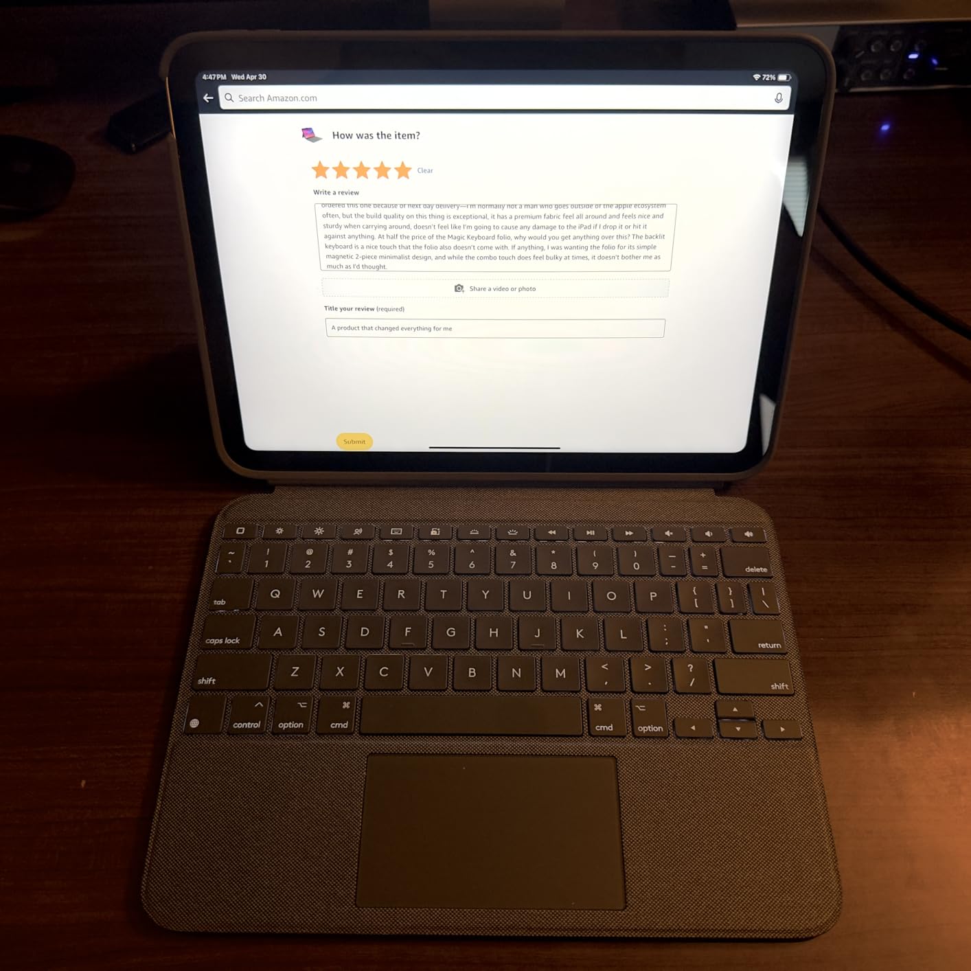 Logitech Combo Touch, Detachable iPad Keyboard Case 10th gen - Oxford Gray customer photo 2
