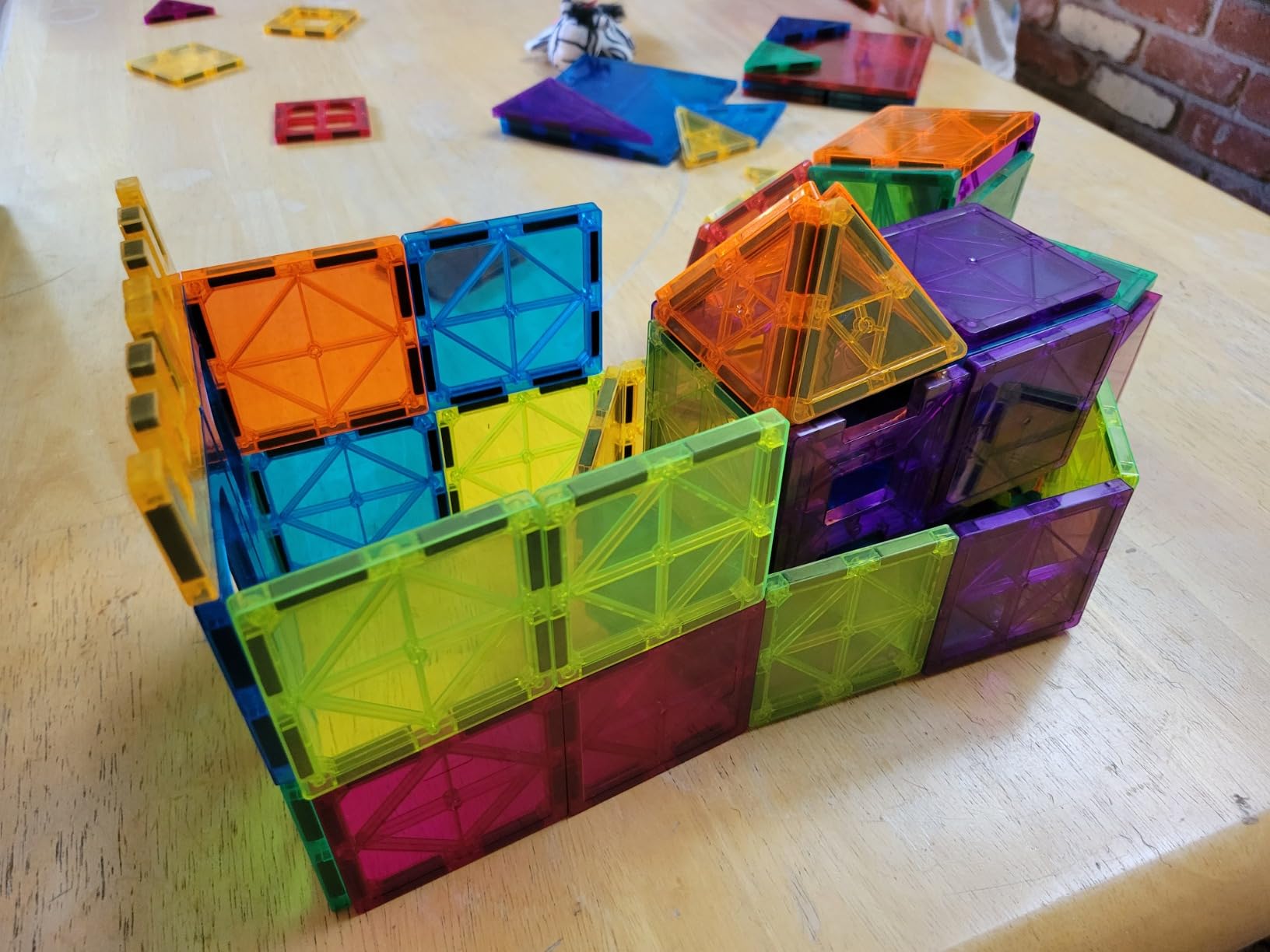 cossy 120 Pcs Magnetic Tiles, 3D Magnetic Blocks Set with 2 Cars, STEM Toys customer photo 2