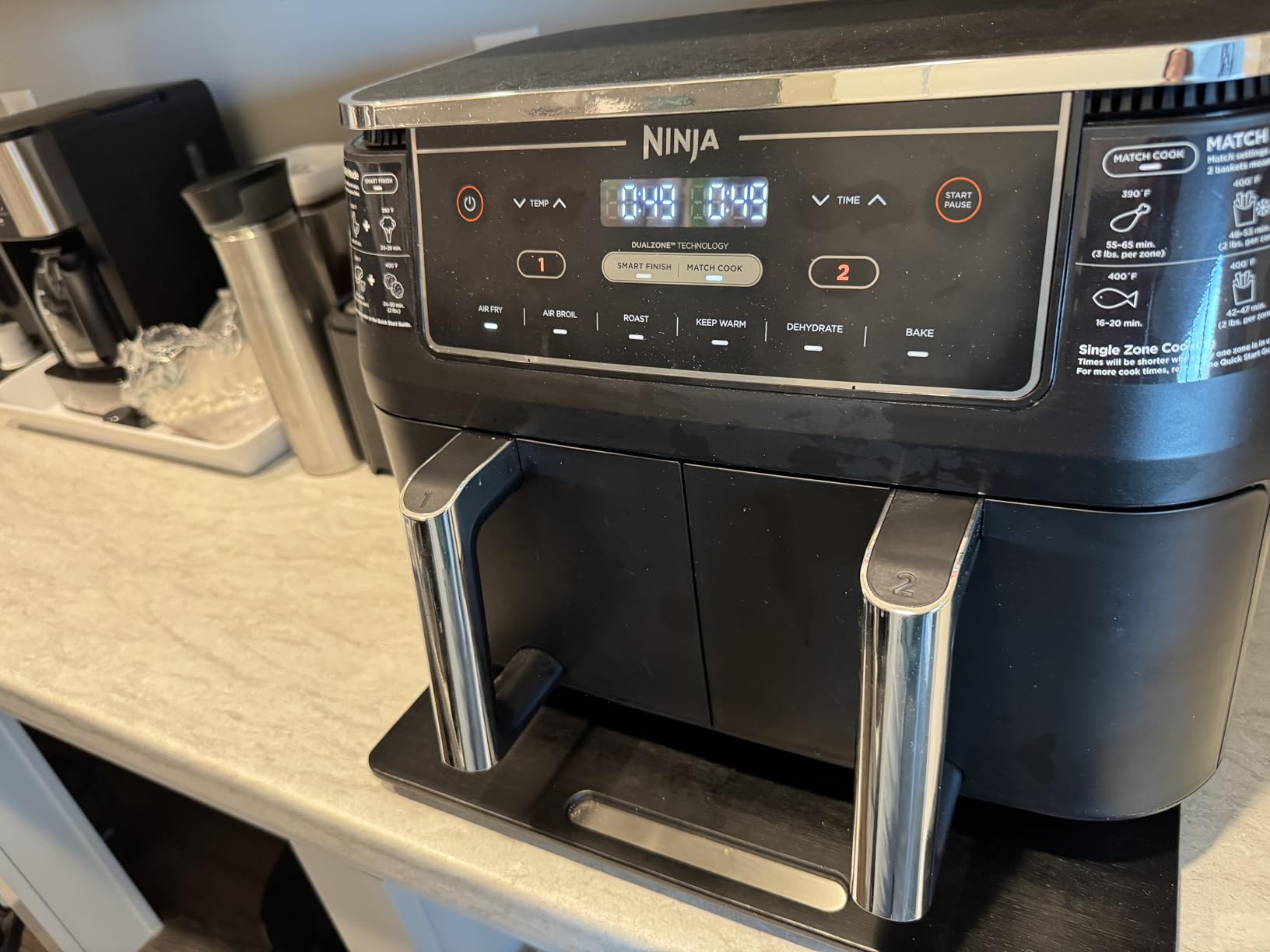 Ninja Foodi Air Fryer, 10 Qt DualZone, 6-in-1, Black, DZ302 customer photo 1