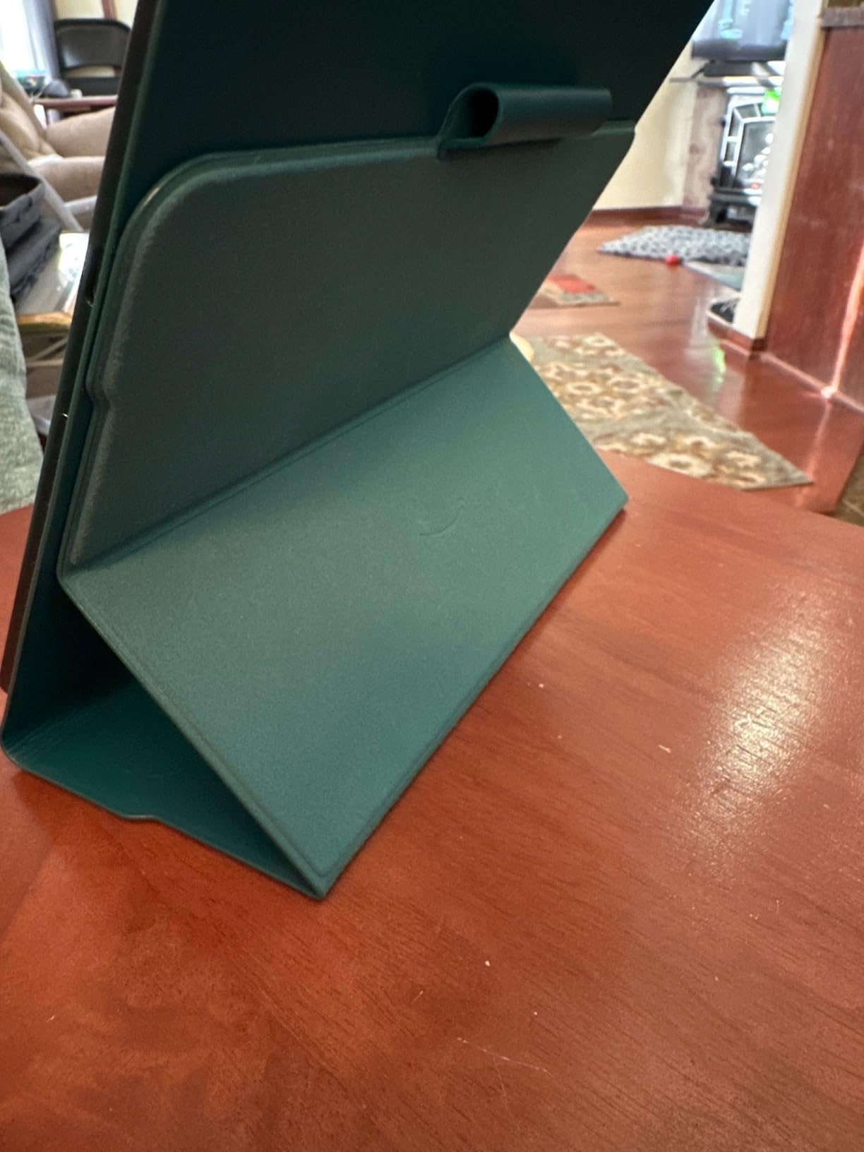 Plant-Based Leather Folio Cover with Magnetic Attach, Designed with Sustainability in Mind for Amazon Kindle Scribe customer photo 1