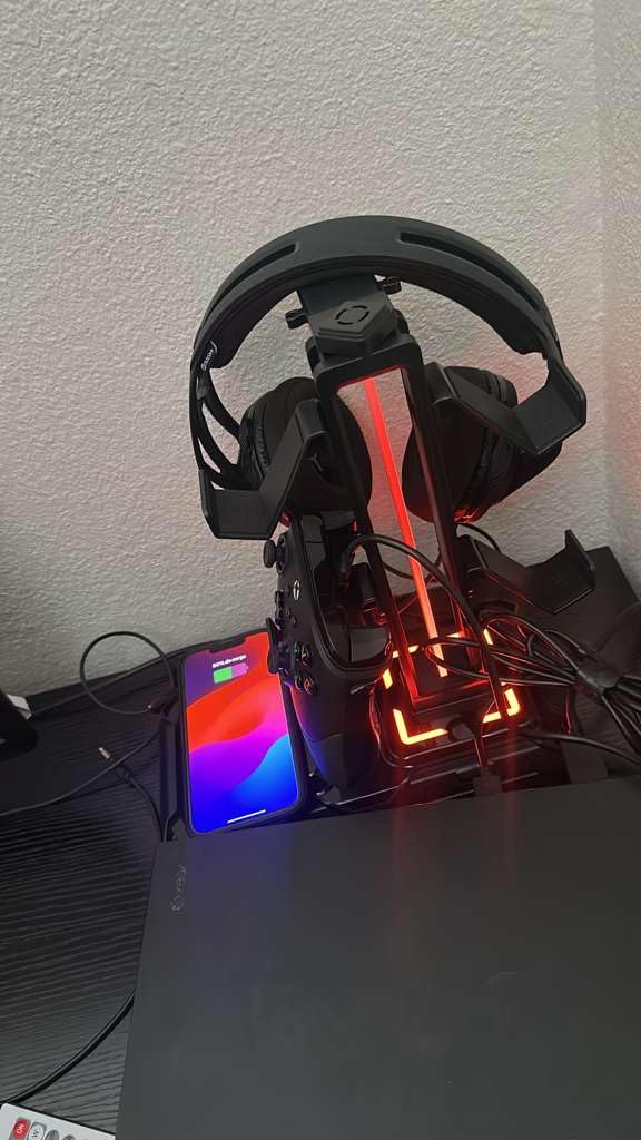 KDD Headphone & Controller Stand with Wireless Charging - Rotatable Headset Stand with 9 Light Modes - Controller Holder with 2 USB and Type C Ports - for Gamers Desktop Accessories customer photo 1