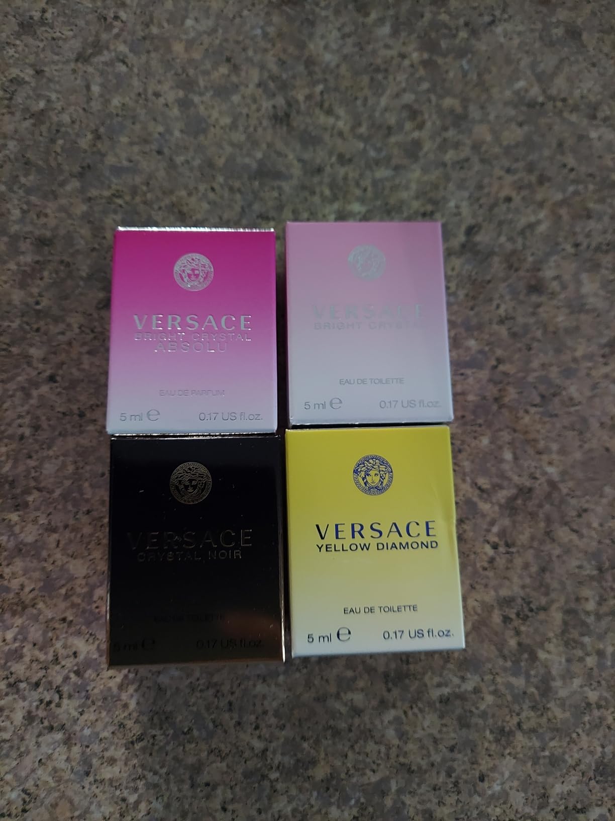 Versace Perfume for Women Set of 4 Mini, Bright Crystal, Yellow Diamond, Crystal Noir, Bright Crystal Absolu, Perfume for Women Fragrance Sampler Set Designer Womens Samples (4 Count, 0.17 oz) customer photo 2