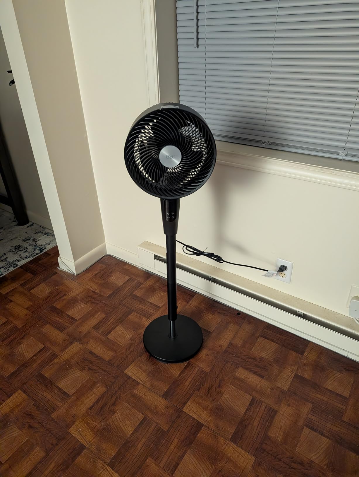 DREO Fan for Bedroom, Standing Oscillating Fan for Whole Room, Quiet Fan customer photo 2