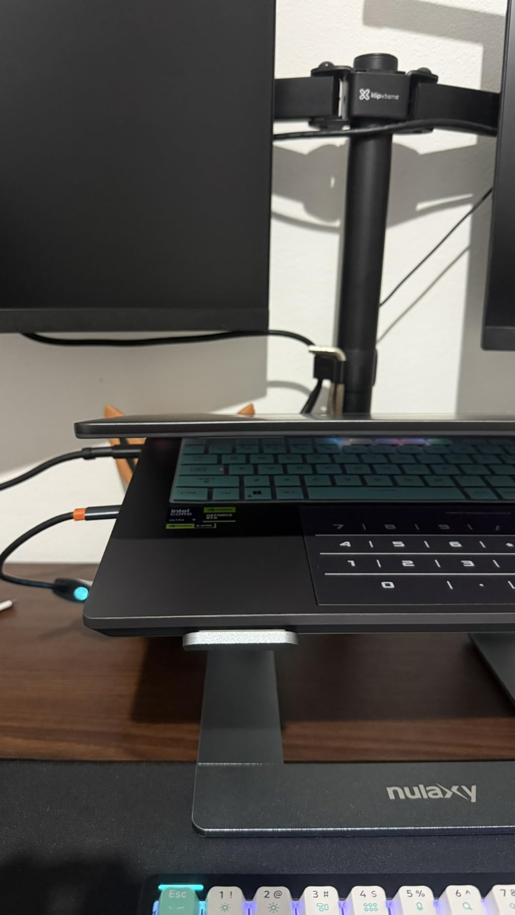 ASUS ROG Strix G16 (2025) Gaming Laptop, 16” ROG Nebula 16:10 2.5K 240Hz/3ms, NVIDIA® GeForce RTX™ 5070 Ti, Intel® Core™ Ultra 9 Processor 275HX, 32GB DDR5, 1TB SSD, Wi-Fi 7, Win11 Home, G615LR-AS96 customer photo 2