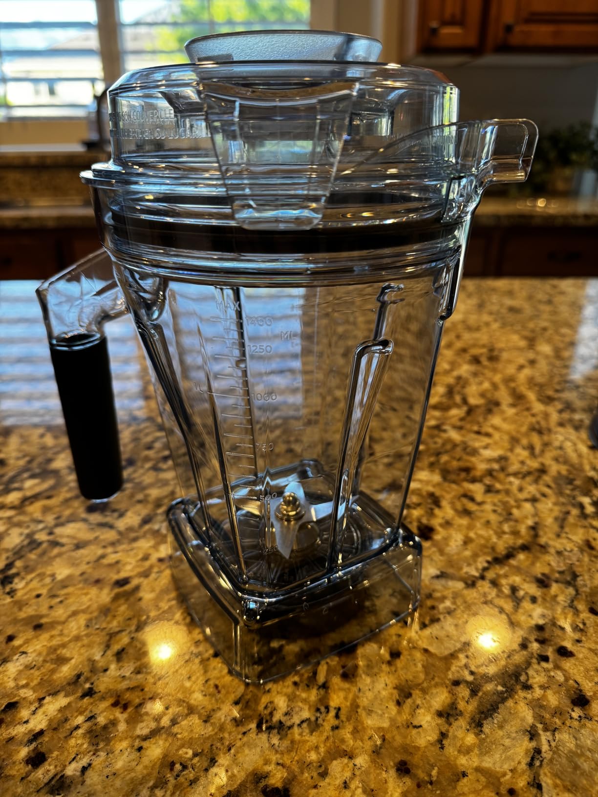 Vitamix Ascent X4 Gourmet SmartPrep Kitchen System, White customer photo 2