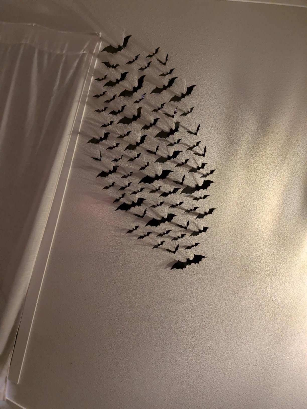 Piteno® 140Pcs Bats Halloween Decorations Party Supplies, Realistic PVC 3D Black Scary Bat Stickers for Creepy Home Decor Halloween Party Decorations DIY Wall Window Decal Bathroom Indoor customer photo 2