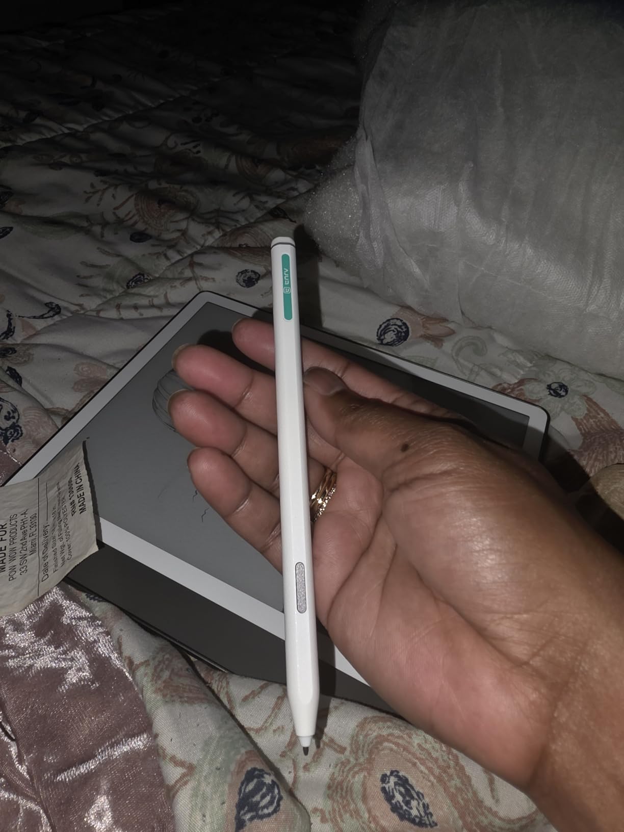 Kindle Scribe Pen Replacement with Eraser and Palm Rejection customer photo 1