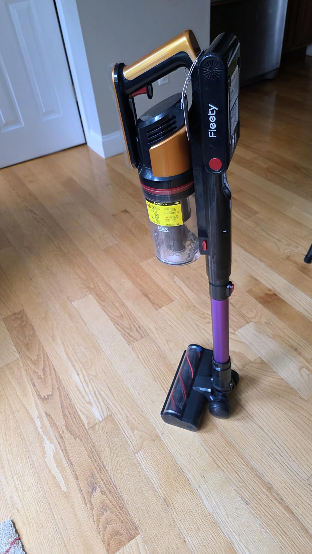 Cordless Vacuum Cleaner 55KPa 650W 70Mins Stick Vacuum Cleaners for Home customer photo 1