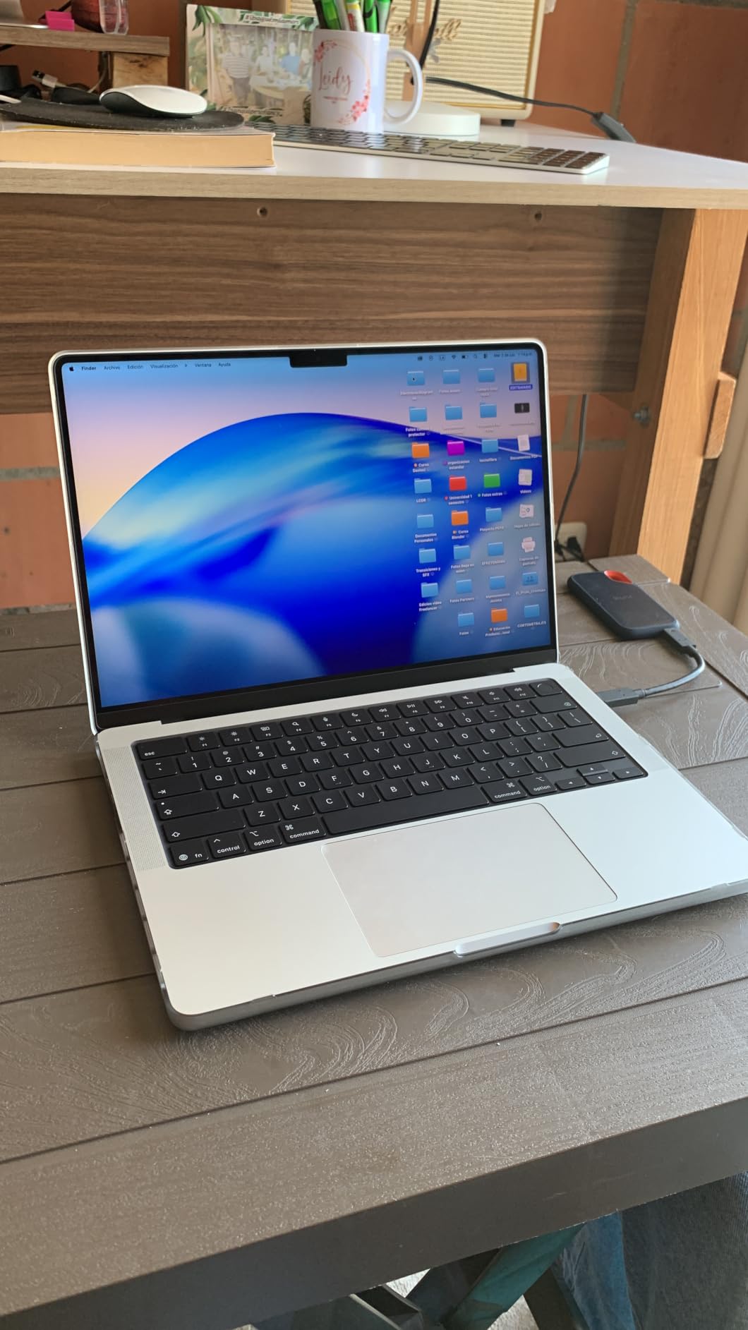 Apple 2026 MacBook Pro Laptop with Apple M5 Pro chip with 15-core CPU and 16-core GPU: Built for AI, 14.2-inch Liquid Retina XDR Display, 24GB Unified Memory, 1TB SSD, Wi-Fi 7; Silver customer photo 2